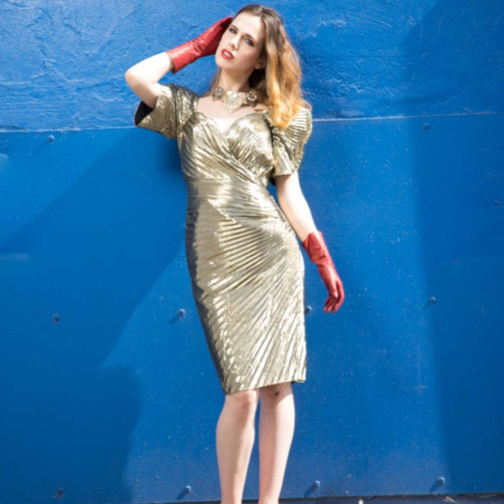 Red Leather Faux Cropped Opera Gloves OS